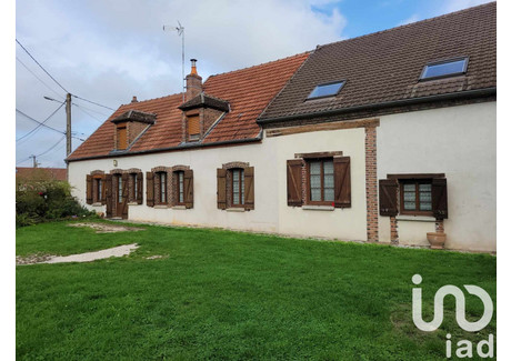 Dom na sprzedaż - Saint-Hilaire-Sous-Romilly, Francja, 243 m², 209 974 USD (858 795 PLN), NET-100787833