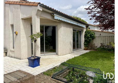 Dom na sprzedaż - Niort, Francja, 205 m², 518 510 USD (1 991 080 PLN), NET-100068331