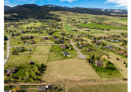 Działka na sprzedaż - TBD N Chickadee Way, Gallatin County, MT Bozeman, Usa, 8984,02 m², 699 000 USD (2 733 090 PLN), NET-97613166