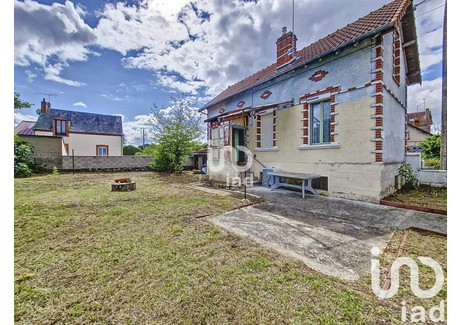 Dom na sprzedaż - Vierzon, Francja, 40 m², 51 876 USD (212 172 PLN), NET-100638403