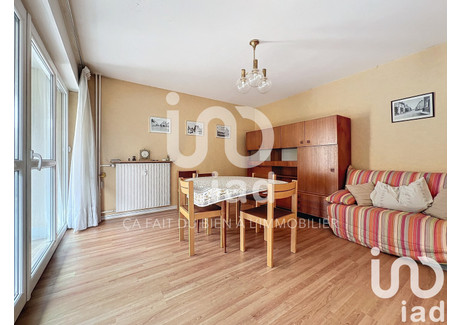 Mieszkanie na sprzedaż - Limeil-Brevannes, Francja, 83 m², 199 479 USD (817 863 PLN), NET-101884430