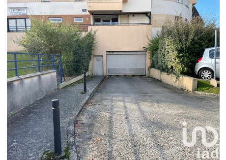 Komercyjne na sprzedaż - Saint-Fargeau-Ponthierry, Francja, 10 m², 8698 USD (34 879 PLN), NET-101461087