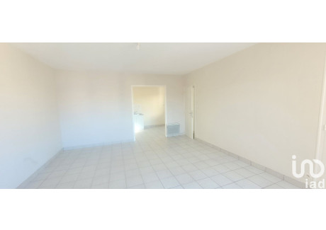 Mieszkanie na sprzedaż - Essarts En Bocage, Francja, 78 m², 111 635 USD (456 585 PLN), NET-98355766