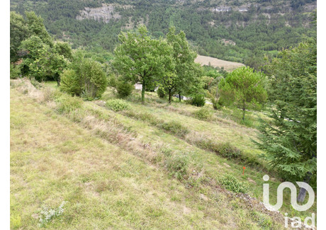 Działka na sprzedaż - Vesseaux, Francja, 2860 m², 108 180 USD (416 492 PLN), NET-98835585