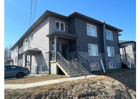 Dom na sprzedaż - 356 Route 335, Saint-Lin/Laurentides, QC J5M2C1, CA Saint-Lin/laurentides, Kanada, 511 m², 1 296 530 USD (4 991 640 PLN), NET-88216198