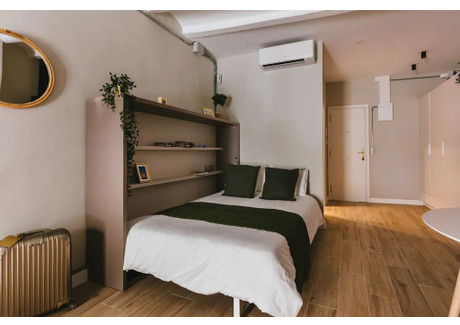 Mieszkanie do wynajęcia - Carrer de Freixures Barcelona, Hiszpania, 35 m², 1567 USD (6016 PLN), NET-100168916