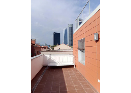 Mieszkanie do wynajęcia - Calle General Pintos Madrid, Hiszpania, 75 m², 730 USD (2804 PLN), NET-100253524