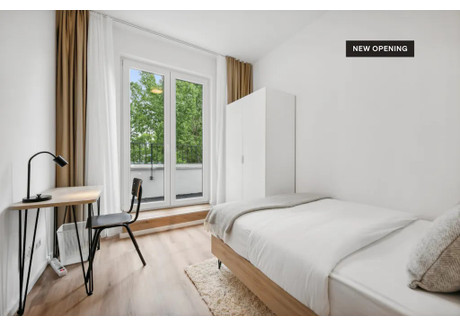 Mieszkanie do wynajęcia - Simmelstraße Berlin, Niemcy, 100 m², 743 USD (2904 PLN), NET-100283463