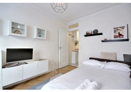 Mieszkanie do wynajęcia - Rue Ravignan Paris, Francja, 28 m², 1916 USD (7357 PLN), NET-100597175