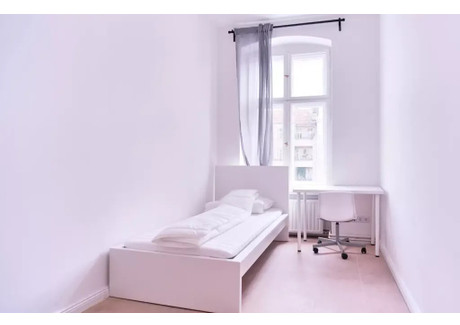 Mieszkanie do wynajęcia - Greifswalder Straße Berlin, Niemcy, 109 m², 794 USD (3255 PLN), NET-100500810