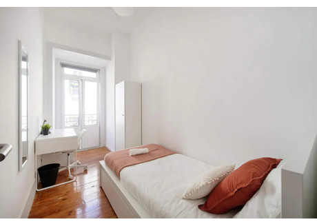 Mieszkanie do wynajęcia - Rua Chaby Pinheiro Lisbon, Portugalia, 200 m², 674 USD (2762 PLN), NET-100630212