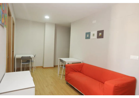 Mieszkanie do wynajęcia - Carrer Mestre Racional Valencia, Hiszpania, 130 m², 321 USD (1288 PLN), NET-100885785