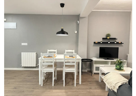 Mieszkanie do wynajęcia - Calle Escalona Madrid, Hiszpania, 84 m², 1739 USD (6973 PLN), NET-100890850