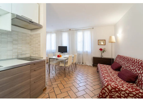 Mieszkanie do wynajęcia - Piazza di Porta San Vitale Bologna, Włochy, 55 m², 2471 USD (9663 PLN), NET-100890828