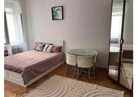 Mieszkanie do wynajęcia - Felsőerdősor utca Budapest, Węgry, 36 m², 606 USD (2480 PLN), NET-100824551