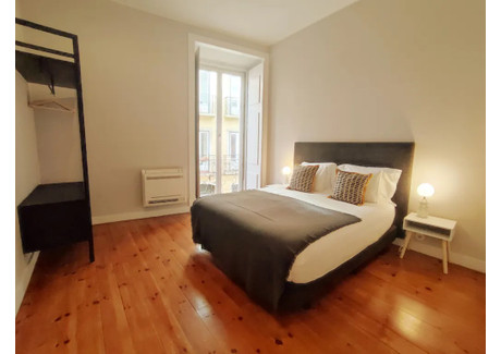 Mieszkanie do wynajęcia - Rua dos Poiais de São Bento Lisbon, Portugalia, 87 m², 3173 USD (12 979 PLN), NET-100825458