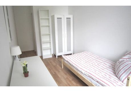 Mieszkanie do wynajęcia - Adolfstraße Berlin, Niemcy, 50 m², 791 USD (3092 PLN), NET-100997022