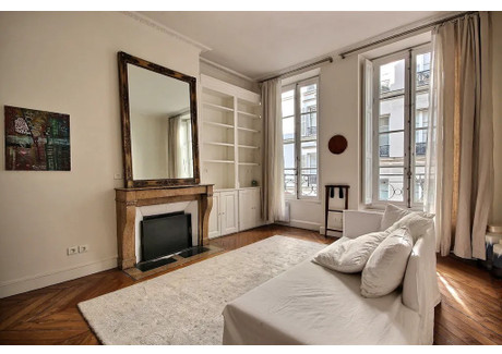 Mieszkanie do wynajęcia - Rue de Beaune Paris, Francja, 55 m², 2827 USD (11 363 PLN), NET-101145856