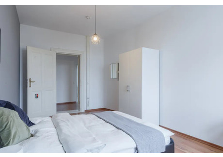 Mieszkanie do wynajęcia - Müllerstraße Berlin, Niemcy, 237 m², 860 USD (3302 PLN), NET-101126360