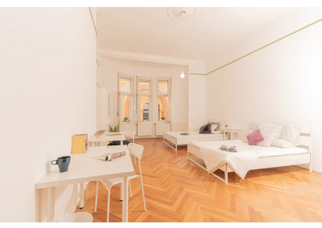 Mieszkanie do wynajęcia - Gutenberg tér Budapest, Węgry, 86 m², 257 USD (1054 PLN), NET-101238298