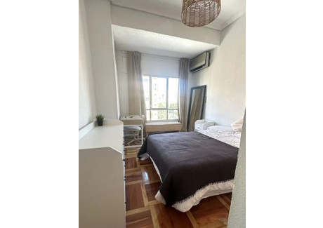 Mieszkanie do wynajęcia - Calle de Cavanilles Madrid, Hiszpania, 114 m², 954 USD (3827 PLN), NET-101355619