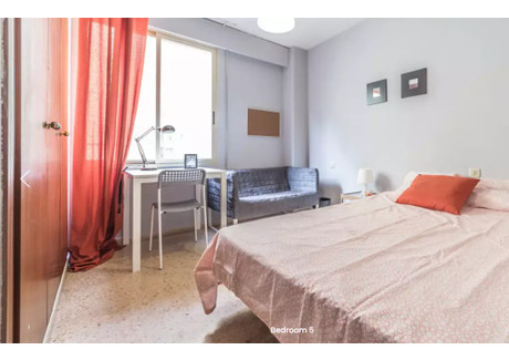 Mieszkanie do wynajęcia - Plaça del Dramaturg Faust Hdez. Casajuana Valencia, Hiszpania, 95 m², 443 USD (1811 PLN), NET-101377483