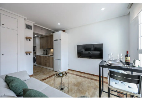 Mieszkanie do wynajęcia - Calle de Bravo Murillo Madrid, Hiszpania, 22 m², 2379 USD (9564 PLN), NET-101382915