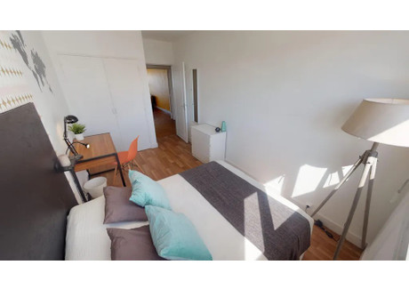 Mieszkanie do wynajęcia - Rue Fernand Pelloutier Clichy, Francja, 94 m², 940 USD (3856 PLN), NET-101300458