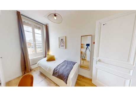 Mieszkanie do wynajęcia - Rue Cavenne Lyon, Francja, 191 m², 799 USD (3203 PLN), NET-101300605