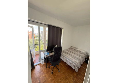 Mieszkanie do wynajęcia - Carrer de Benet Mateu Barcelona, Hiszpania, 100 m², 626 USD (2516 PLN), NET-101440349