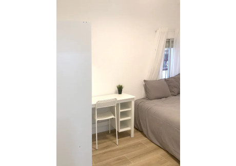 Mieszkanie do wynajęcia - Calle de Carlos Aurioles Madrid, Hiszpania, 80 m², 582 USD (2382 PLN), NET-101440381