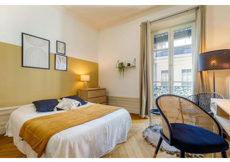 Mieszkanie do wynajęcia - Rue de la République Lyon, Francja, 121 m², 1007 USD (4210 PLN), NET-101411118