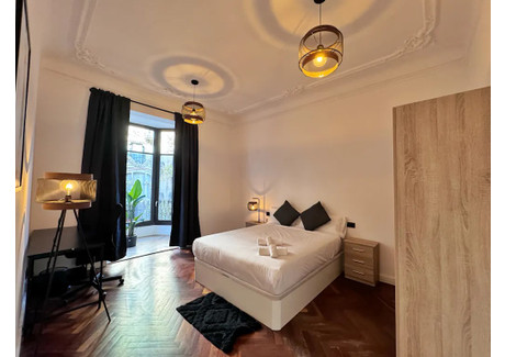 Mieszkanie do wynajęcia - Carrer de Pau Claris Barcelona, Hiszpania, 231 m², 1250 USD (5226 PLN), NET-101560898