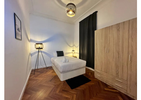 Mieszkanie do wynajęcia - Carrer de Pau Claris Barcelona, Hiszpania, 231 m², 972 USD (3859 PLN), NET-101560917