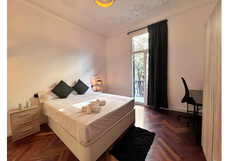 Mieszkanie do wynajęcia - Carrer de Pau Claris Barcelona, Hiszpania, 231 m², 1048 USD (4380 PLN), NET-101527283