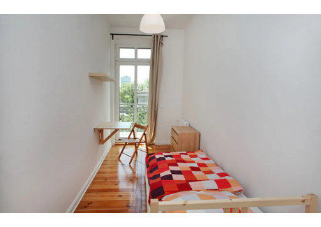 Mieszkanie do wynajęcia - Revaler Straße Berlin, Niemcy, 105 m², 766 USD (3070 PLN), NET-101664659