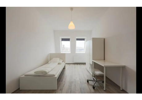 Mieszkanie do wynajęcia - Kottbusser Damm Berlin, Niemcy, 71 m², 846 USD (3392 PLN), NET-101755916