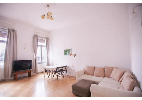 Mieszkanie do wynajęcia - Teréz körút Budapest, Węgry, 60 m², 810 USD (3360 PLN), NET-101761052