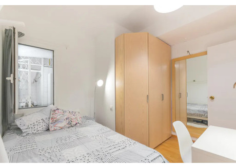 Mieszkanie do wynajęcia - Carrer del Comte Borrell Barcelona, Hiszpania, 200 m², 530 USD (2126 PLN), NET-101761082