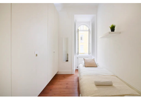 Mieszkanie do wynajęcia - Rua Morais Soares Lisbon, Portugalia, 200 m², 612 USD (2504 PLN), NET-101735665