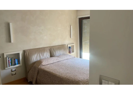 Mieszkanie do wynajęcia - Via Appia Nuova Rome, Włochy, 100 m², 2070 USD (8592 PLN), NET-101848003