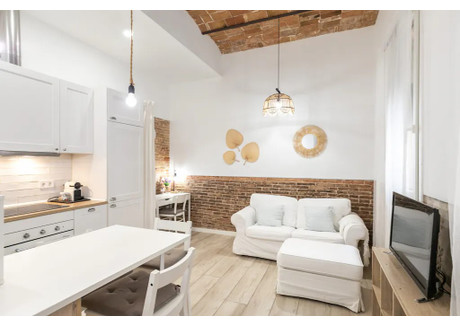 Mieszkanie do wynajęcia - Carrer de Guítert Barcelona, Hiszpania, 33 m², 1431 USD (5740 PLN), NET-101990987