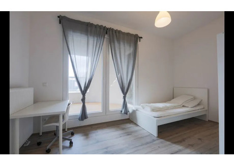 Mieszkanie do wynajęcia - Kottbusser Damm Berlin, Niemcy, 121 m², 750 USD (3068 PLN), NET-101922922