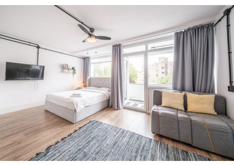 Mieszkanie do wynajęcia - Leibnizstraße Berlin, Niemcy, 101 m², 1267 USD (5081 PLN), NET-101922928