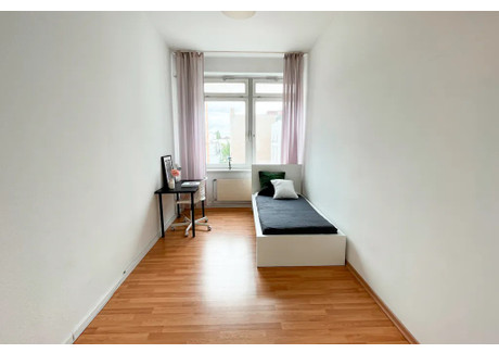 Mieszkanie do wynajęcia - Bismarckstraße Berlin, Niemcy, 70 m², 763 USD (3129 PLN), NET-101923048