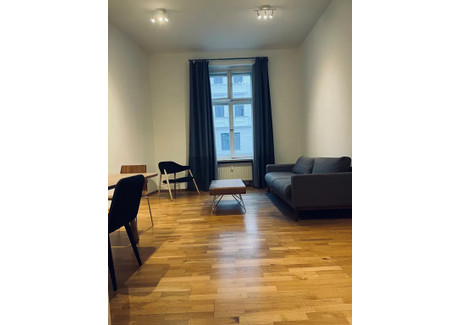 Mieszkanie do wynajęcia - Chausseestraße Berlin, Niemcy, 105 m², 2130 USD (8668 PLN), NET-102170863