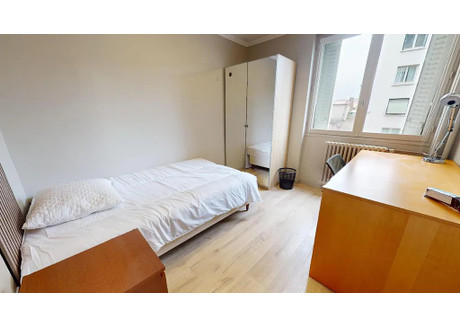 Mieszkanie do wynajęcia - Avenue Berthelot Lyon, Francja, 81 m², 577 USD (2360 PLN), NET-102250008