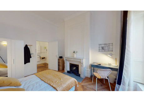 Mieszkanie do wynajęcia - Rue de la République Lyon, Francja, 129 m², 1014 USD (4148 PLN), NET-102281521