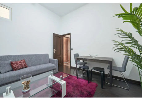 Mieszkanie do wynajęcia - Rua António Luís Inácio Lisbon, Portugalia, 75 m², 2605 USD (10 653 PLN), NET-102282267