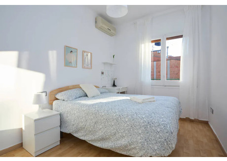 Mieszkanie do wynajęcia - Carrer de la Torre dels Pardals Barcelona, Hiszpania, 80 m², 733 USD (2996 PLN), NET-102282392